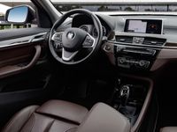 gebraucht BMW X1 sDrive18i Sport Line EDC Klimaaut. Sportsitze
