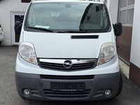 Gebraucht Opel Vivaro 114 PS (83 kW) 2013 Weiß Van / Kleinbus