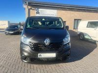 Gebraucht Renault Trafic Expression 145 PS (106 kW) 2016 Schwarz Van / Kleinbus