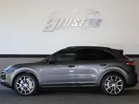 Gebraucht Porsche Cayenne 549 PS (403 kW) 2020 Grau SUV