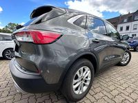 Gebraucht Ford Kuga Titanium 151 PS (111 kW) 2020 Grau SUV