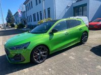 Gebraucht Ford Focus ST 280 PS (205 kW) 2025 Mean green Limousine