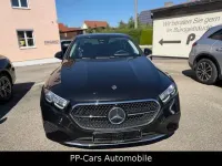 Gebraucht Mercedes E200 Advanced 204 PS (150 kW) 2025 Obsidianschwarzmet Limousine