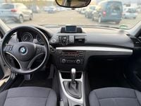 Gebraucht BMW 118 143 PS (105 kW) 2010 Weiß Kleinwagen
