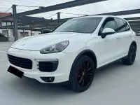 Gebraucht Porsche Cayenne 262 PS (192 kW) 2015 Weiß SUV