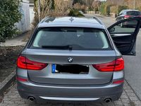 Gebraucht BMW 530 265 PS (194 kW) 2018 Grau Kombi