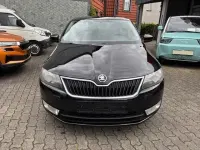 Gebraucht Skoda Rapid Elegance 86 PS (63 kW) 2014 Schwarz Limousine