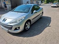 Gebraucht Peugeot 207 CC 120 PS (88 kW) 2011 Silber Cabrio