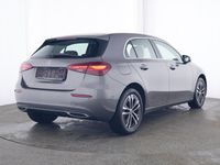 Gebraucht Mercedes A250 Progressive 163 PS (119 kW) 2024 Grau metalliclack mountaingrau Limousine