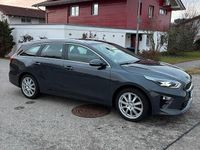 Gebraucht Kia Ceed Sportswagon 140 PS (102 kW) 2019 Grau Kombi