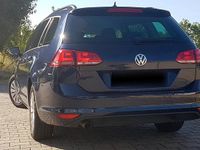 Gebraucht VW Golf VII Trendline 110 PS (80 kW) 2016 Blau Kombi