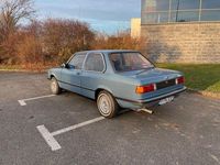 Używany BMW 318 98 KM (72 kW) 1980 Niebieski Sedan/Limuzyna