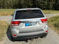 Gebraucht Jeep Grand Cherokee Laredo 286 PS (210 kW) 2011 Silber SUV