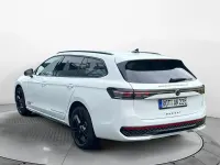 Gebraucht VW Passat R-line 177 PS (130 kW) 2024 Pure white Kombi