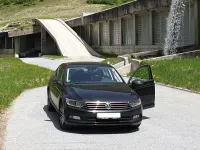 Gebraucht VW Passat Trendline 120 PS (88 kW) 2016 Schwarz Limousine