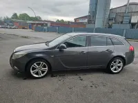Gebraucht Opel Insignia Innovation 131 PS (96 kW) 2011 Grau Kombi
