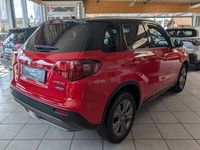 Gebraucht Suzuki Vitara Comfort 129 PS (94 kW) 2024 Rot SUV