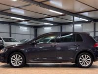 Gebraucht VW Golf VII LOUNGE 86 PS (63 kW) 2015 Grau Limousine