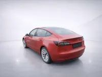 Gebraucht Tesla Model 3 Standard Range Plus 239 kW (325 PS) 2022 Rot Limousine