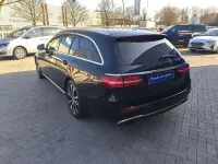Gebraucht Mercedes E300 Avantgarde 245 PS (180 kW) 2018 Schwarz Kombi