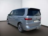 Używany VW Multivan 150 KM (110 kW) 2023 Srebrny Minivan