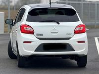 Gebraucht Mitsubishi Space Star Diamant Edition 80 PS (58 kW) 2019 Weiß Kleinwagen