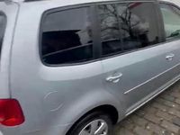 Gebraucht VW Touran 140 PS (102 kW) 2014 Grau Van / Kleinbus