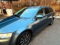 Gebraucht Skoda Octavia Solution 150 PS (110 kW) 2015 Schwarz Kleinwagen