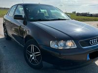 Gebraucht Audi A3 105 PS (77 kW) 2001 Blau Kleinwagen