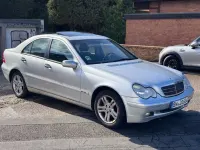 Gebraucht Mercedes C200 Classic 163 PS (119 kW) 2000 Silber Limousine
