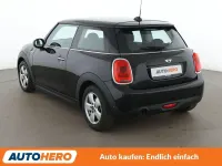 Gebraucht Mini ONE 75 PS (55 kW) 2018 Schwarz Kleinwagen