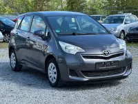Gebraucht Toyota Verso-S Life 99 PS (72 kW) 2011 Grau Van / Kleinbus