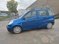 Gebraucht Toyota Yaris Verso 84 PS (61 kW) 2005 Blau Van / Kleinbus