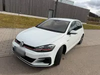 Second-hand VW Golf VII GTI 235 CP (172 kW) 2018 Alb Berlinǎ