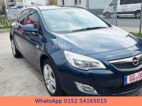 Gebraucht Opel Astra Edition 140 PS (102 kW) 2011 Blau Limousine