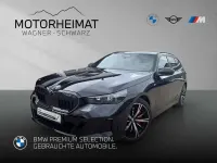 Gebraucht BMW 540 Comfort Edition 303 PS (222 kW) 2025 M carbonschwarz metallic Kombi