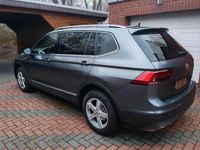 Gebraucht VW Tiguan Allspace IQ Drive 190 PS (139 kW) 2019 Grau SUV