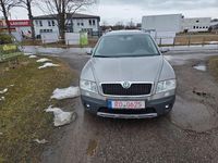 Gebraucht Skoda Octavia 140 PS (102 kW) 2010 Grau Kombi
