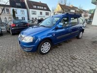 Gebraucht Dacia Logan MCV Lauréate 105 PS (77 kW) 2011 Blau Limousine