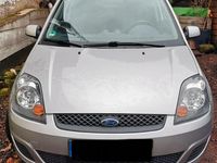 Gebraucht Ford Fiesta Style 67 PS (49 kW) 2007 Silber Kleinwagen