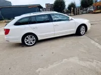 Gebraucht Skoda Superb 140 PS (102 kW) 2013 Weiß Kombi