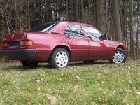 Gebraucht Mercedes 190 109 PS (80 kW) 1992 Rot Limousine