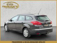 Gebraucht Ford Focus Business Edition 125 PS (91 kW) 2015 Grau Kombi