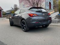Gebraucht Opel Astra GTC Innovation 140 PS (102 kW) 2011 Grau Coupé