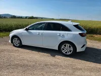 Gebraucht Kia Ceed 136 PS (100 kW) 2021 Weiß Kleinwagen