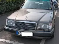 Brugt Mercedes E320 220 HK (161 kW) 1992 Grå Sedan