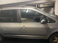 Gebraucht Ford Galaxy Ghia 131 PS (96 kW) 2004 Grau Van / Kleinbus