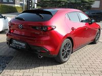 Gebraucht Mazda 3 Selection 122 PS (89 kW) 2022 Rot Limousine