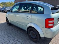 Second-hand Audi A2 75 CP (55 kW) 2001 Albastru Hatchback