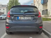 Usata Ford Fiesta Trend 82 CV (60 kW) 2009 Grigio Berlina